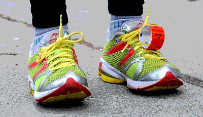 Running Shoes with D-Tag