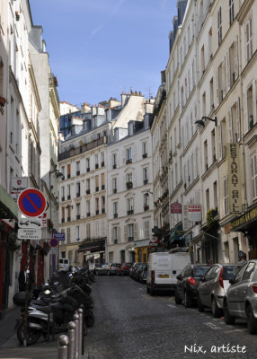 Montmartre Rue.jpg