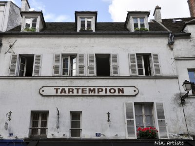 Montmartre Commerce.jpg