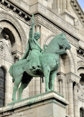 SC Statue Chevalier.jpg