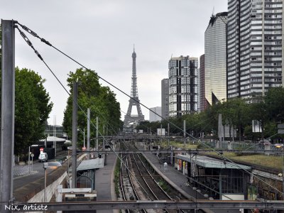 Gare Tour Eiffel.jpg
