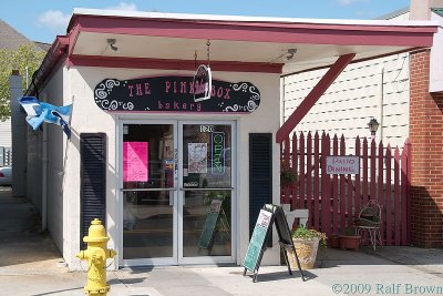 Pink Box Bakery