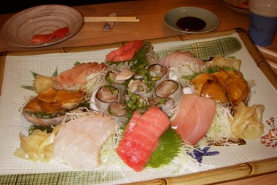 Sashimi with Toro, Awabi (Abalone) and Mackerel Sunomono in center 1715.jpg