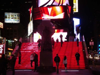 TKTS Booth with Red Glass Steps 1825.jpg