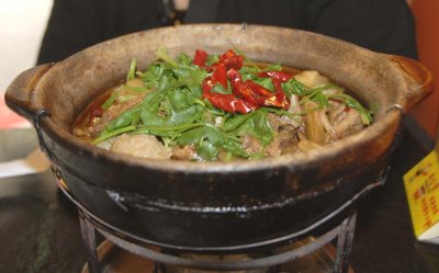 Beef belly and turnip hot pot at Chicken Hot Pot 5947.jpg