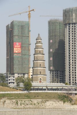 Yichang 6570.jpg