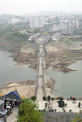 View from Top of Pagoda - Suspension Bridge 6937.jpg