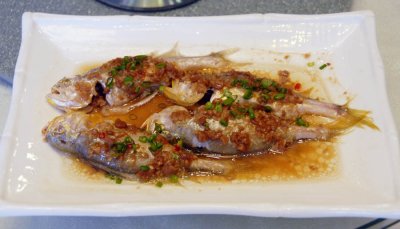 Exquisite Steamed Lionhead Fish with Garlic 8117.jpg