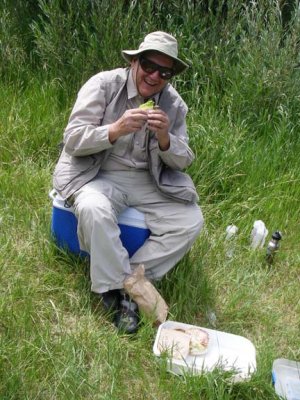 Mike enjoys his lunch 2417.jpg