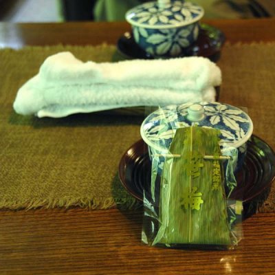 Oshiburi, Sweets, and Green Tea 079.jpg