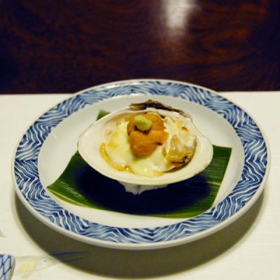 Baked Clam with Uni in Mayo Sauce 102.jpg