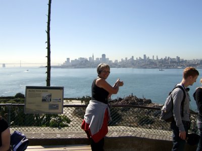San Francisco - touring Alcatraz - Maryse attempts escape!