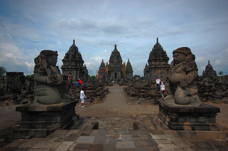 Candi Sewu (Sewu Temple)