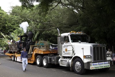 Koloa-Parade21.jpg