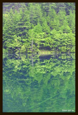 012 Jiuzhaigou 0917 Mirror Lake.jpg