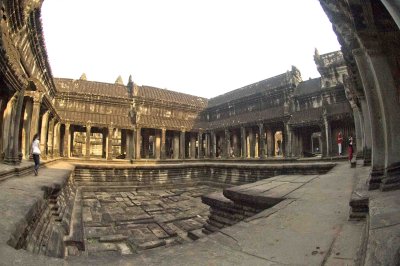 80 Angkor Wat.jpg