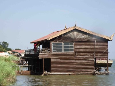 13 Mekong River Pier.jpg