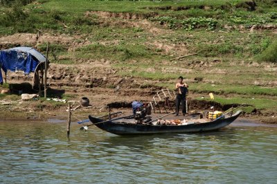 17 Mekong River Scene.jpg