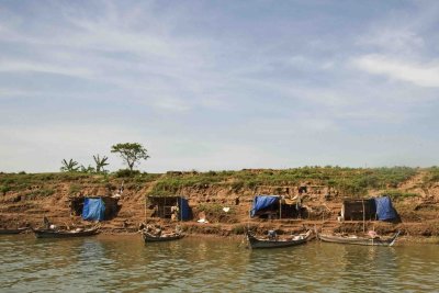 19 Mekong River Scene.jpg