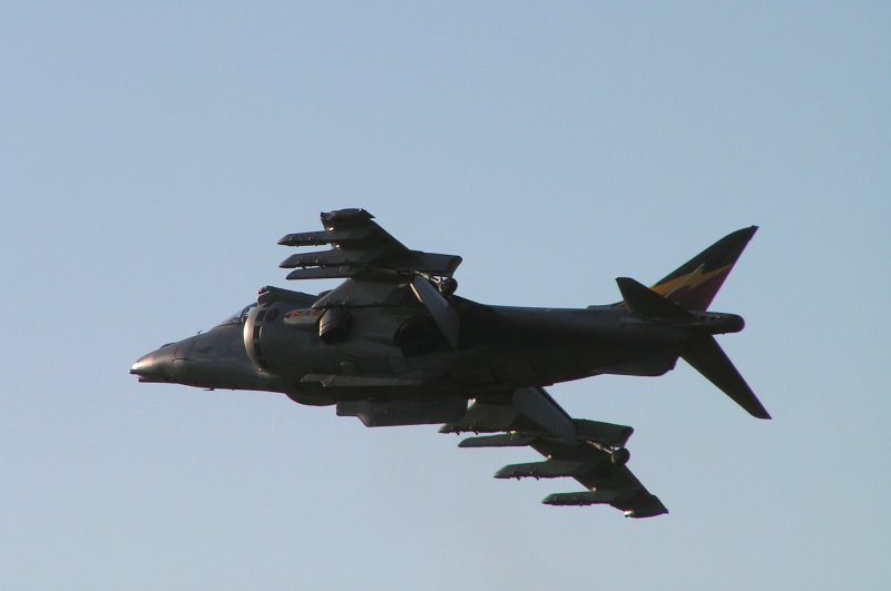 dunsfold_air_and_motor_show__wings_and_wheels