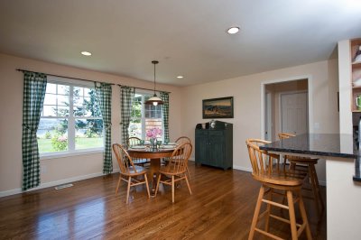 Dining room and view