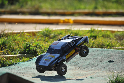 traxxas slash 4x4