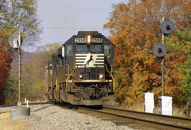 NS Y4A at Milidgeville KY 