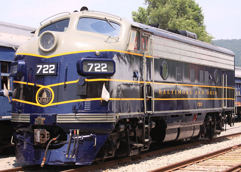B&O 722 at Petersburg