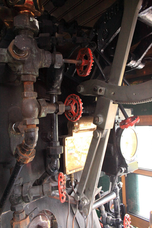 Throttle and Water Glass