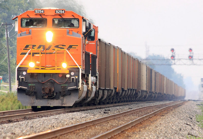 A Pair of BNSF ACEs on a empty PRB coal train at Waterloo 