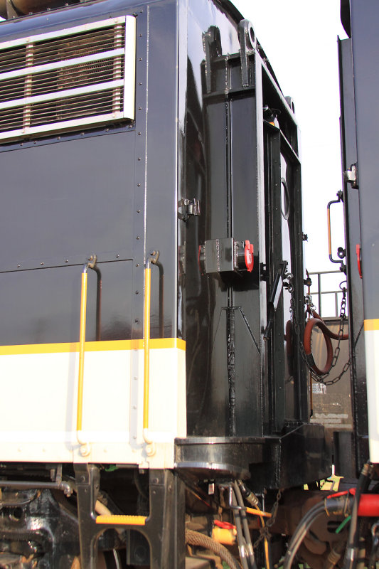 NS 4270 rear end 