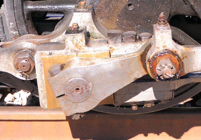 W&L 203 driver detail 