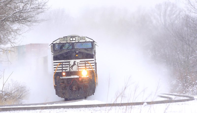 NS 229, the queen of the fleet, leans into a curve at Pine Knott 