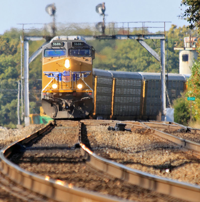 NS 275 starts through the interlocker at CP Revilo 