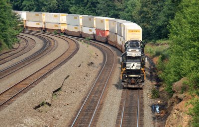 Pushers on a Westbound intermodal 