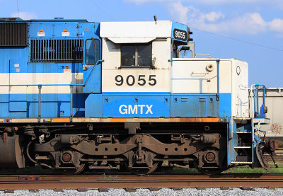 GMTX 9055, a former Oakway unit, leased to the NS