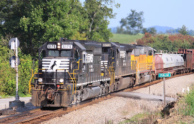 A classic N&W SD40-2 leads NS 143 at Palm 