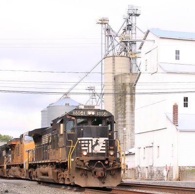 Eastbound tophat at Stryker 