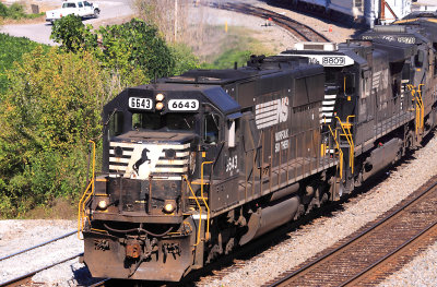 NS 6643 at Oakdale