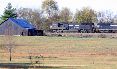 An early morning 376 leaves the siding at Talmage after meeting a Westbound 22A