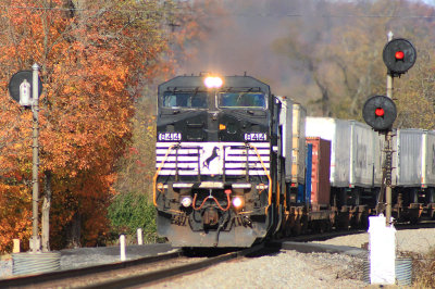 NS 229 passes the intermediate signals at Milledgeville Ky