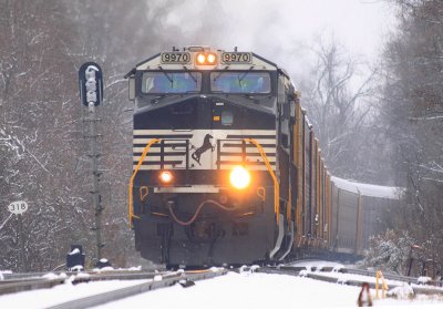 Eastbound NS 285 is working hard uphill at West Waddy 