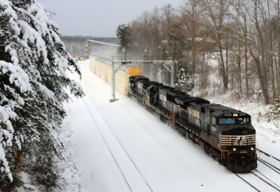 NS 223 at Revilo KY on a cold winter day 