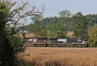 NS 282 at Bowen KY, surrounded by the brown corn of Fall 