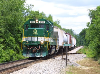 NS 4610 on the Louisville District 