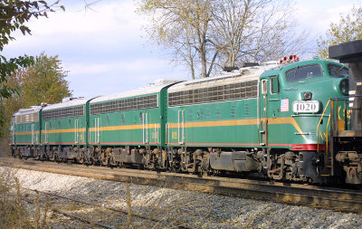 RPCX F units on train 956 at East Talamge Ky