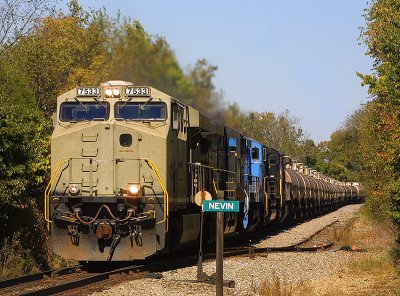 NS 7533 leads train 111 and a huge cut of Coors beer through Nevin KY.