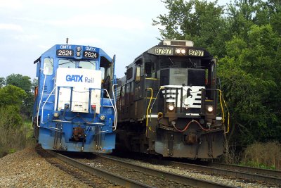 NS 375 leaves the siding at West Waddy Ky as 99T holds the main.