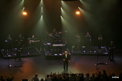Another magnificent concert!   Bring on the next 'last' tour John!