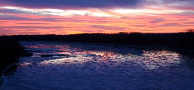 Icy Sunset on the Missouri